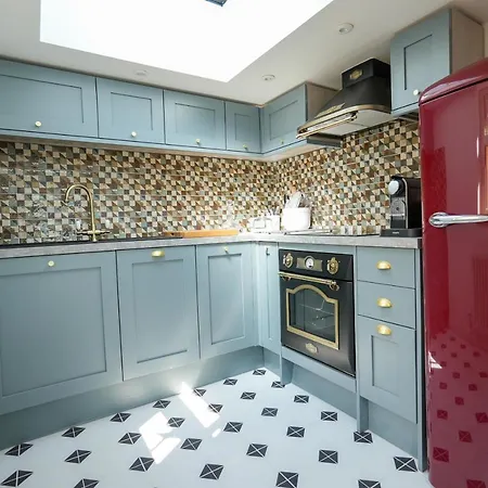 Fleur De Sel - Upside Down Cottage With Spectacular View & Parking Brixham Exterior foto