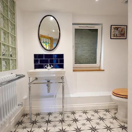 Fleur De Sel - Upside Down Cottage With Spectacular View & Parking Brixham Exterior foto