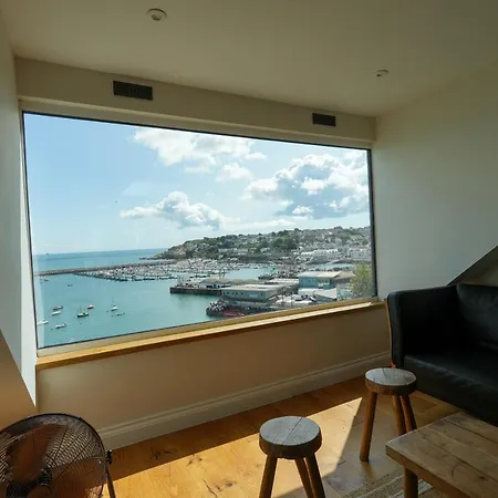Fleur De Sel - Upside Down Cottage With Spectacular View & Parking Brixham Exterior foto