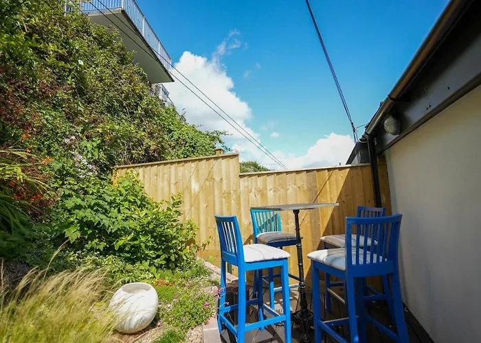 Fleur De Sel - Upside Down Cottage With Spectacular View & Parking